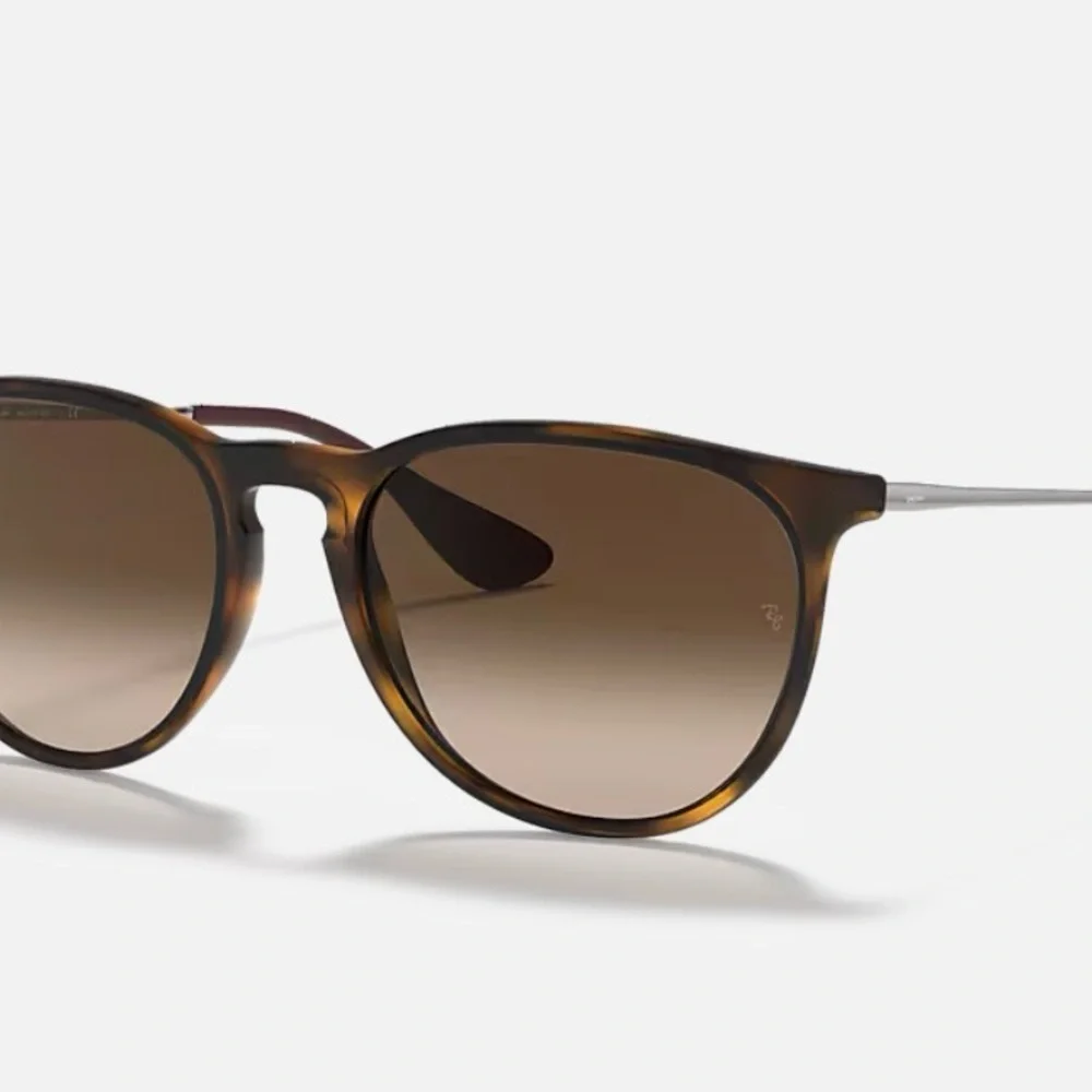 Ray-Ban Tortoiseshell Round Erika Sunglasses - Brown Gradient Lenses - Picture 2 of 10